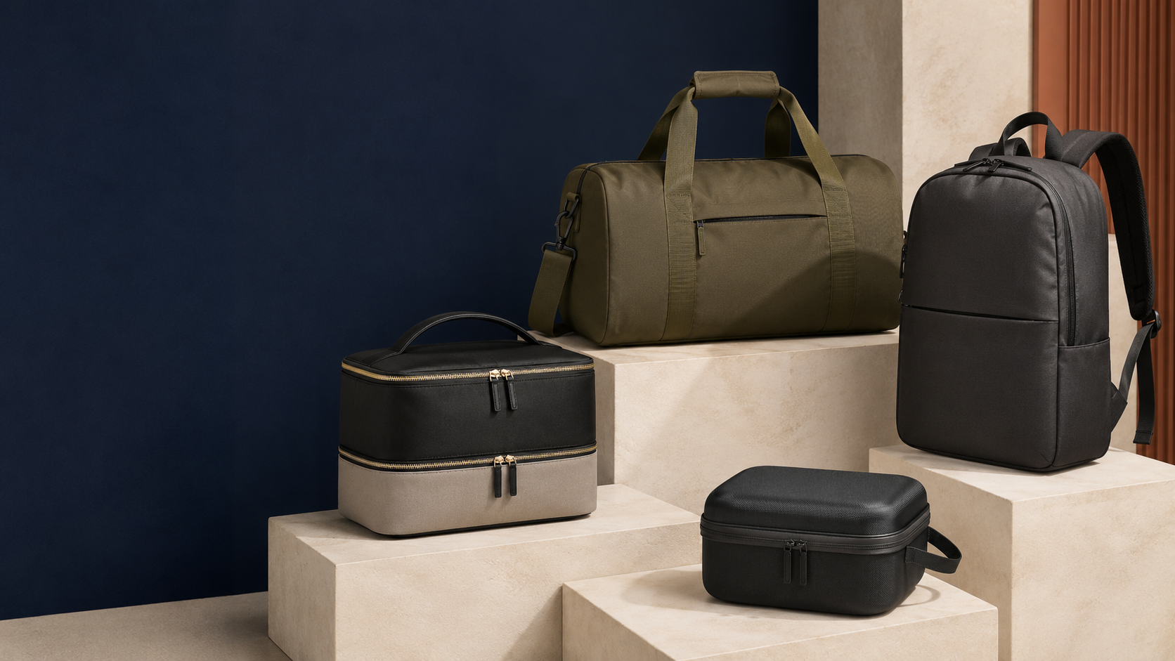 Custom cosmetic bags and travel bags developed by Changrong